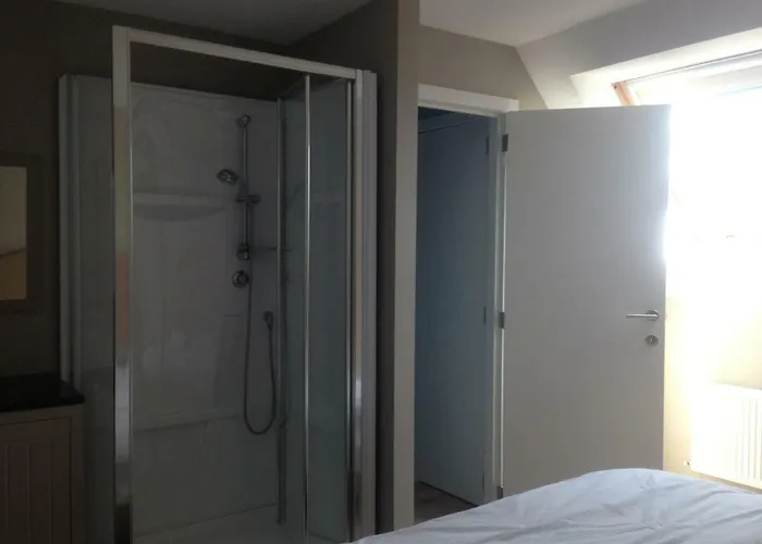 Maison Du Bonheur 펜션 *